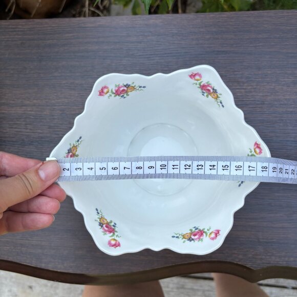 Vintage Royal Castle Bone China Floral Planter Vase Scalloped Rim Porcelain Pot - Picture 12 of 16